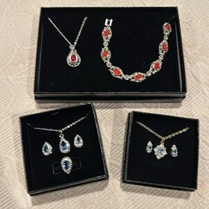 🌺 Faux jewelry bundle!!!